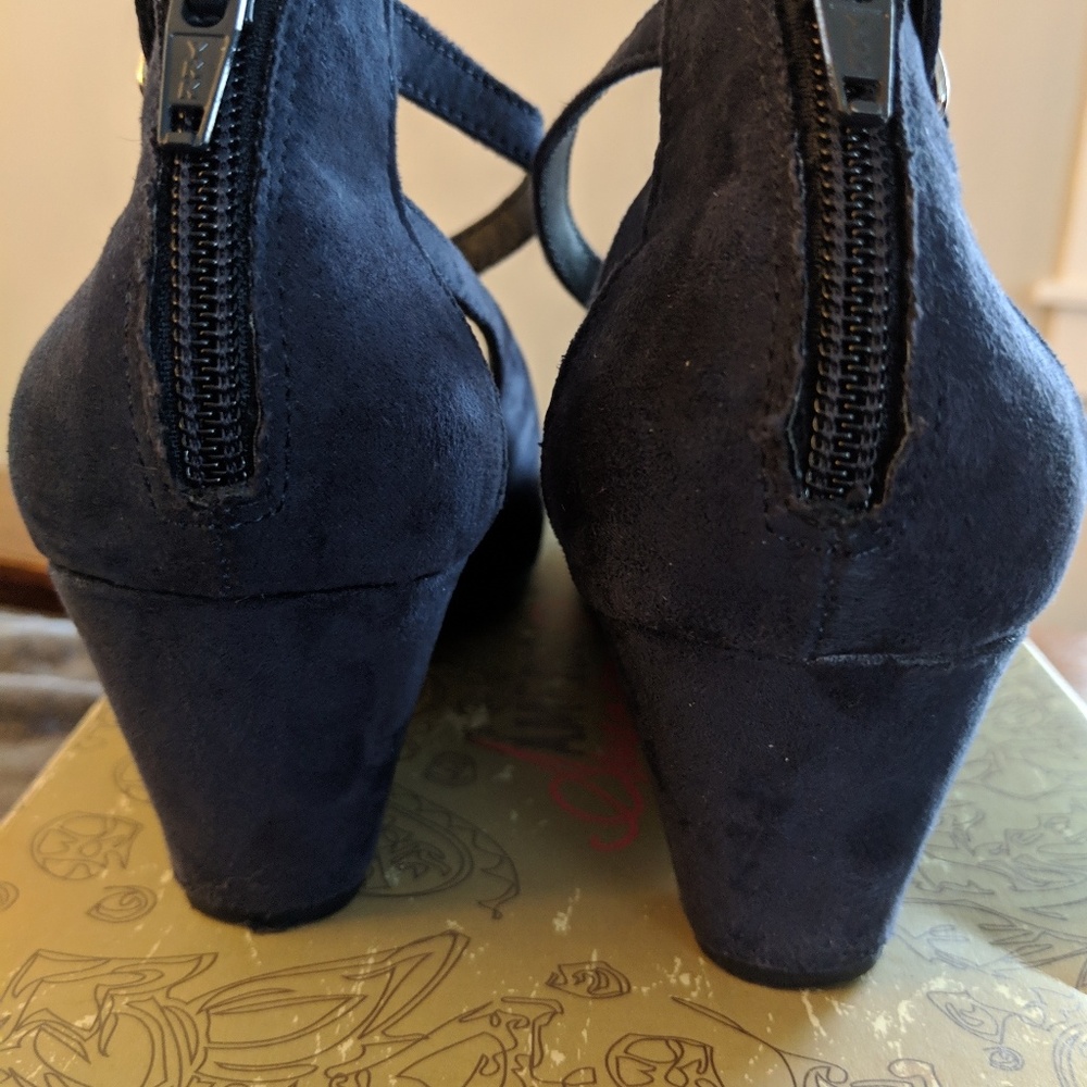 American Rag navy shoes - Picture 7 of 7